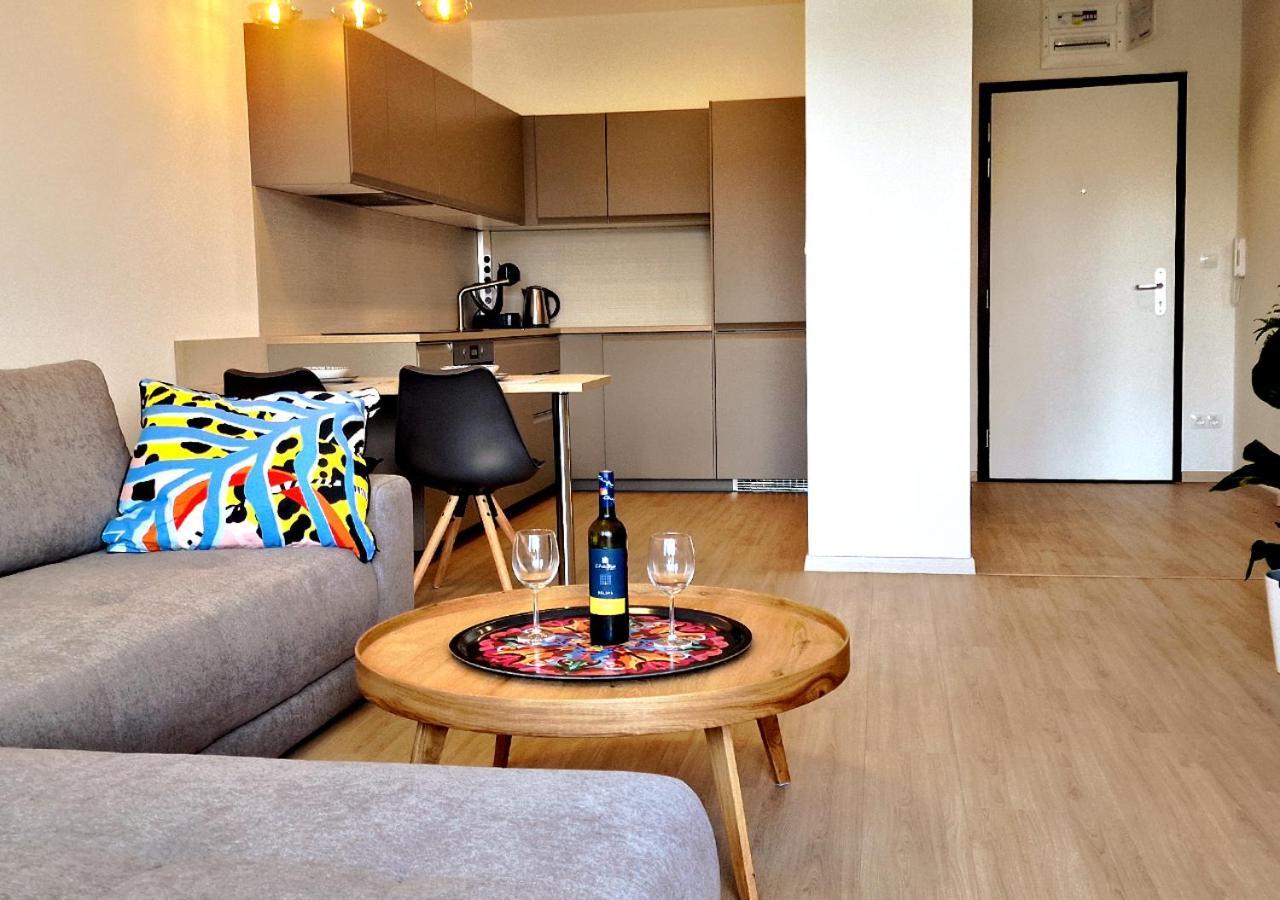 New Cozy 2 Room Pink Apartment Bratislava 058 외부 사진