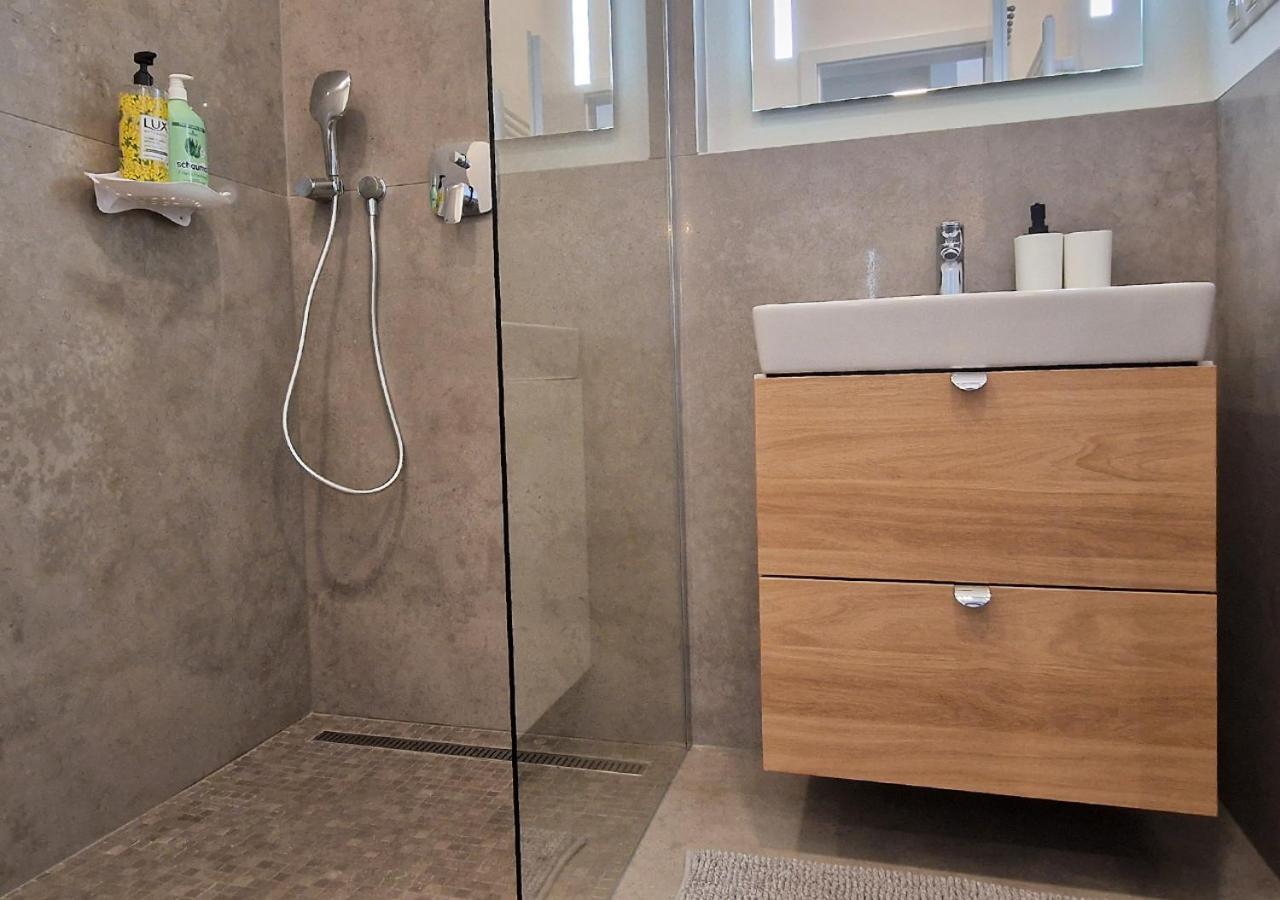 New Cozy 2 Room Pink Apartment Bratislava 058 외부 사진